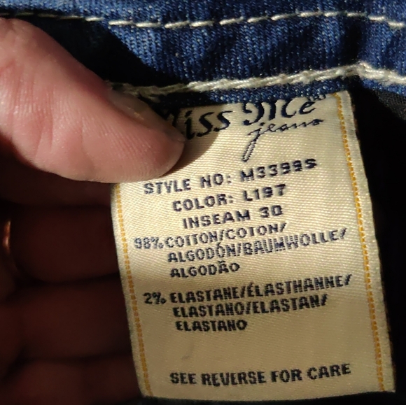 Miss Me's Pink Bling Embellishments - Picture 3 of 5